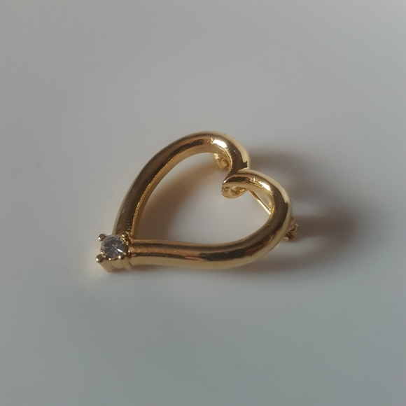 Heart Brooch - Picture 4 of 12